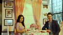 Menurut Titi, suaminya sebagai sosok romantis dan selalu memberi kejutan saat merayakan hari Valentine. Itu juga sampai sekarang setelah punya anak. (Nurwahyunan/Bintang.com)