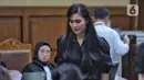 <p>Aktris, Sandra Dewi sesaat sebelum memberi kesaksian dalam sidang lanjutan kasus dugaan korupsi tata niaga timah di wilayah Izin Usaha Pertambangan (IUP) PT Timah tahun 2015-2022 di Pengadilan Tipikor, Jakarta, Kamis (10/10/2024). (Liputan6.com/Angga Yuniar)</p>