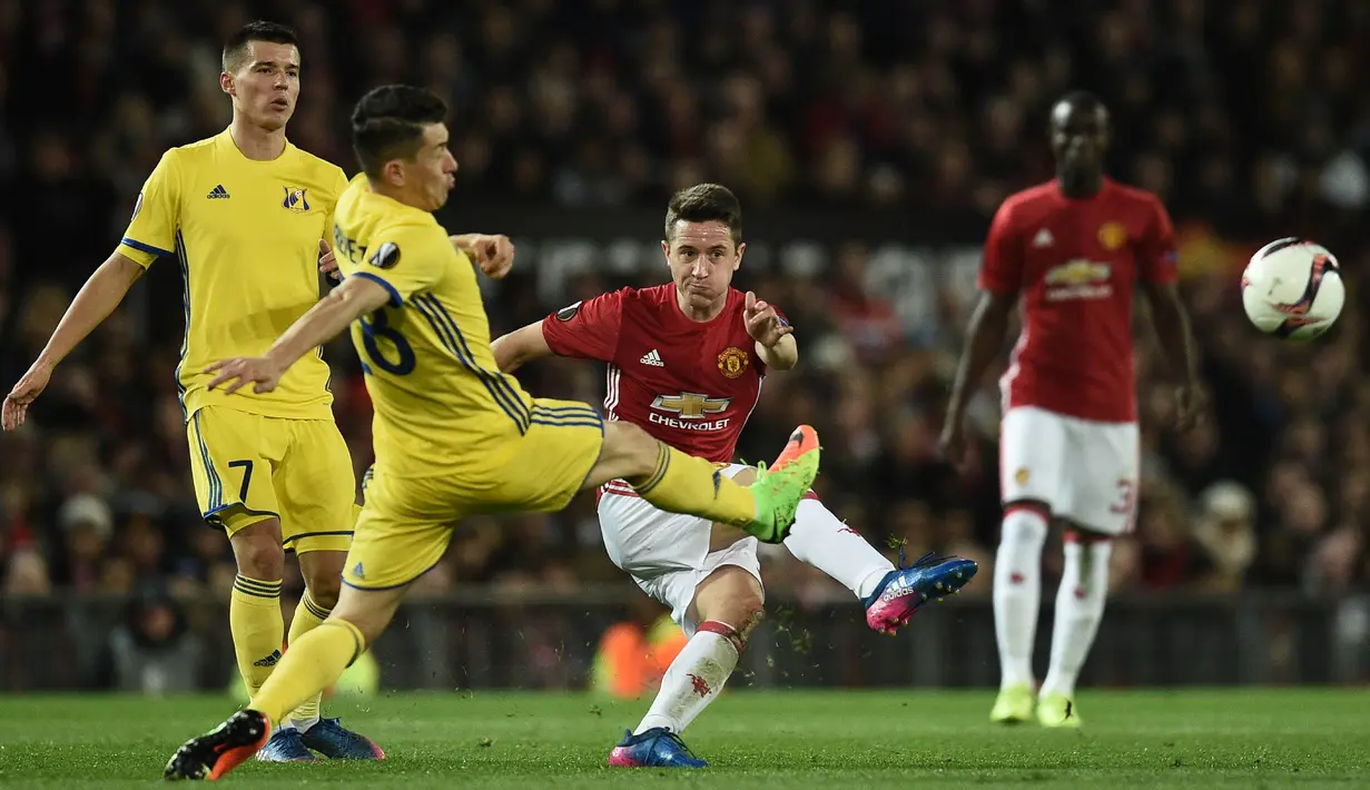 Raihan Ander Herrera membuat dirinya menghentikan dominasi David De Gea yang tiga tahun sebelumnya meraih trofi ini. (AFP/Oli Scarff)