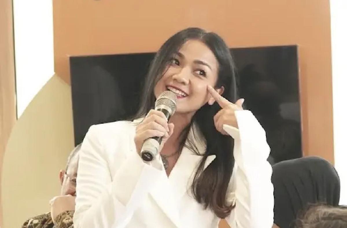 Nirina Zubir Nangis saat Menyabet Piala Citra FFI 2024 Kategori Pemeran Utama Wanita Terbaik, Ini Alasannya