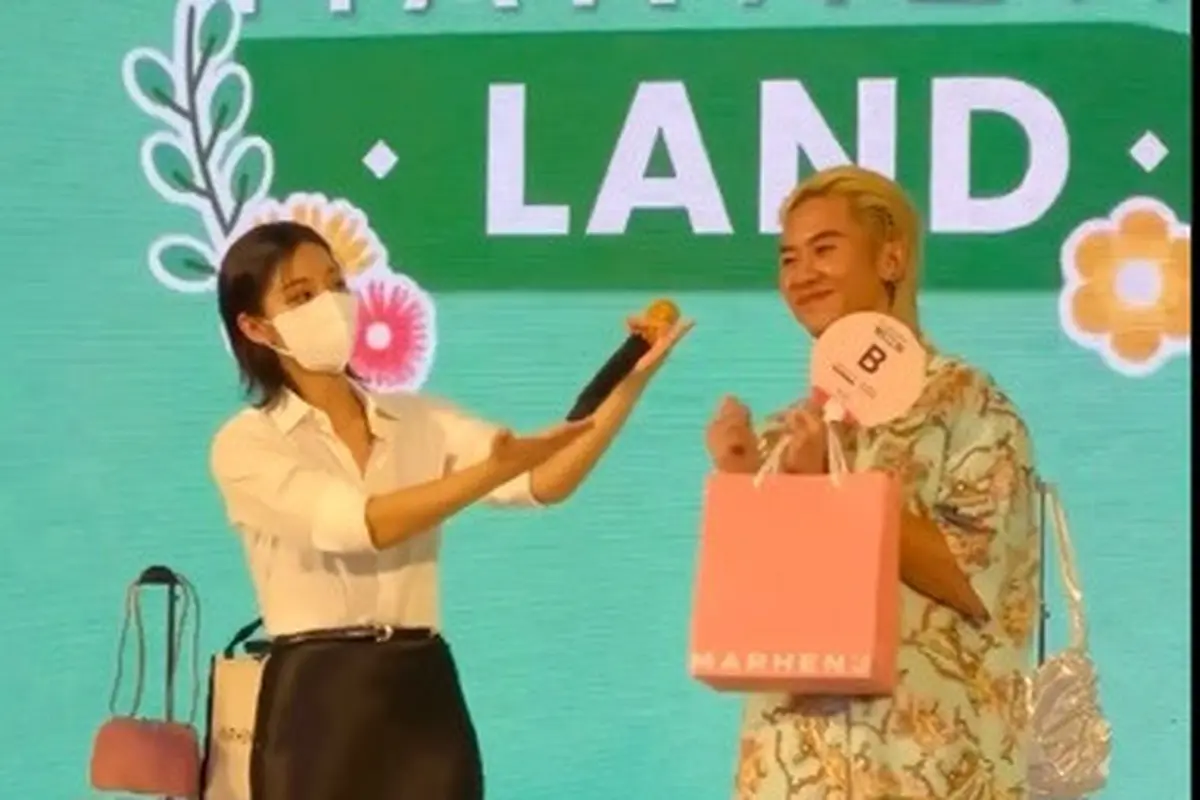 Viral Rafael Perkenalkan Seblak ke Seol In Ah