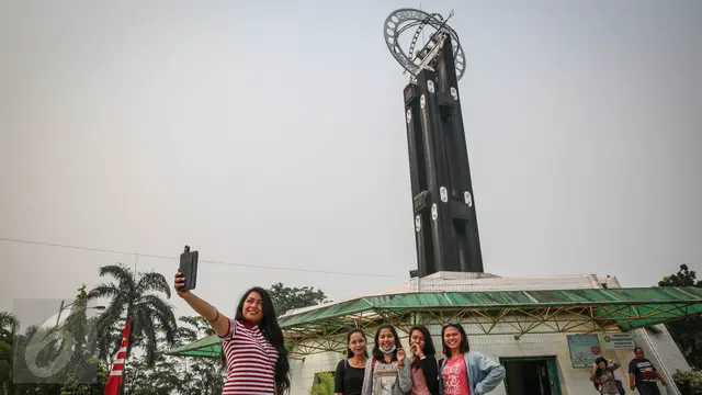 20150823-[TRAVEL+FOOD] Mengenal Lebih Dekat Tugu Khatulistiwa, Magnet Wisata Pontianak
