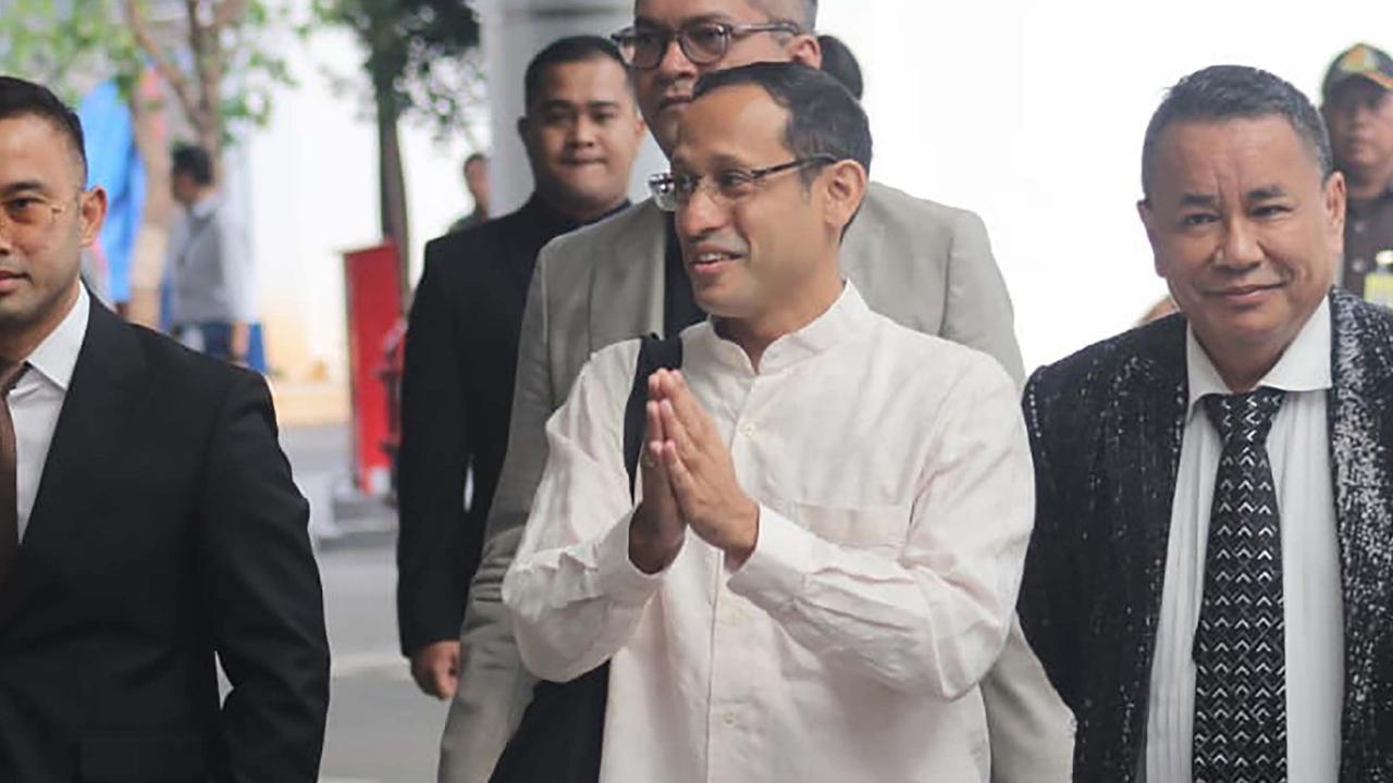 VIDEO: Kejagung Bongkar Grup WA Nadiem "Mas Menteri Core": Pengadaan Laptop Sebelum Jadi Menteri