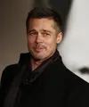 Brad Pitt tidak bisa merayakan Thanksgiving dengan keenam anaknya, ia memutuskan untuk pergi berlibur bersama temannya dan menyewa hotel mewah di kawasan Pulau Turks dan Caicos. (AFP/Bintang.com)