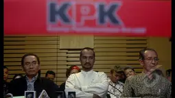 KPK menggelar konferensi pers terkait penangkapan Bambang Widjojanto, Jakarta, Jumat (23/1/2015). (Liputan6.com/Faisal R Syam)