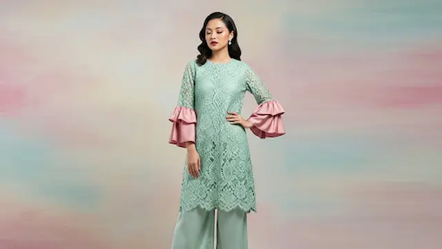 Tunik Brokat Mint Lengan Trompet