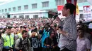 Jokowi melakukan kampanye terbuka di kawasan pabrik garmen PT Daehan Global, Sukabumi, Rabu (2/7/14). Liputan6.com/Andrian M Tunay)
