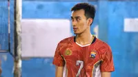 Pemain Surabaya Bhayangkara Samator, Nizar Julfikar. (Bola.com/Aditya Wany)