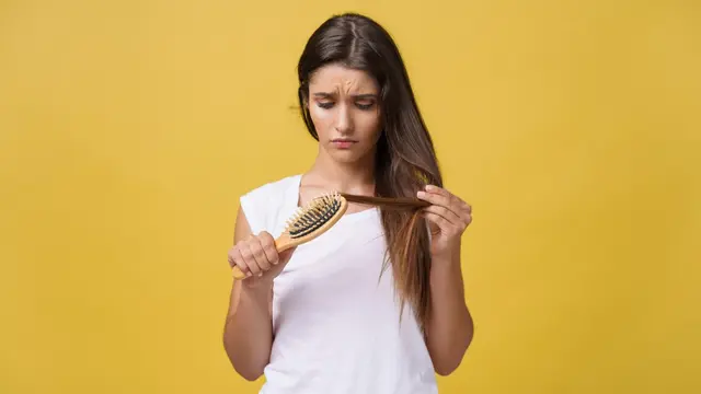 Ilustrasi rambut rontok