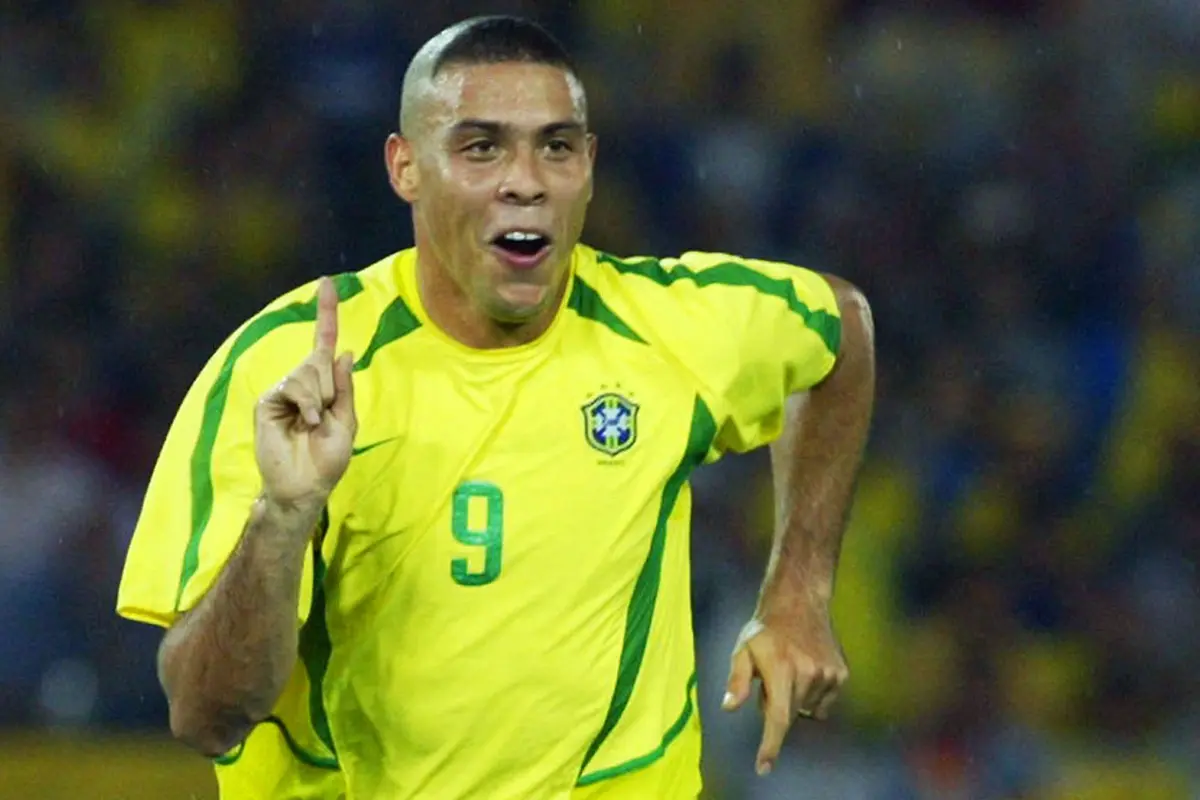 Foto Trivia: Termasuk Ronaldo, 5 Pemain yang Ketahuan Pipis saat Pertandingan Berlangsung