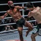 Demetrious “Mighty Mouse” Johnson saat tampil di ajang One Championship (One/Istimewa)