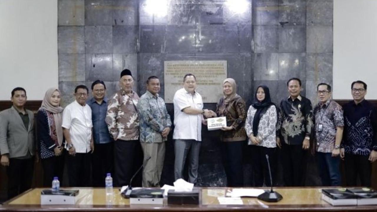 Tahukah Anda? Penambahan Modal Bank Kalsel oleh DPRD Kalsel Ditargetkan Perluas Lapangan Kerja Sebelum APBD 2026!