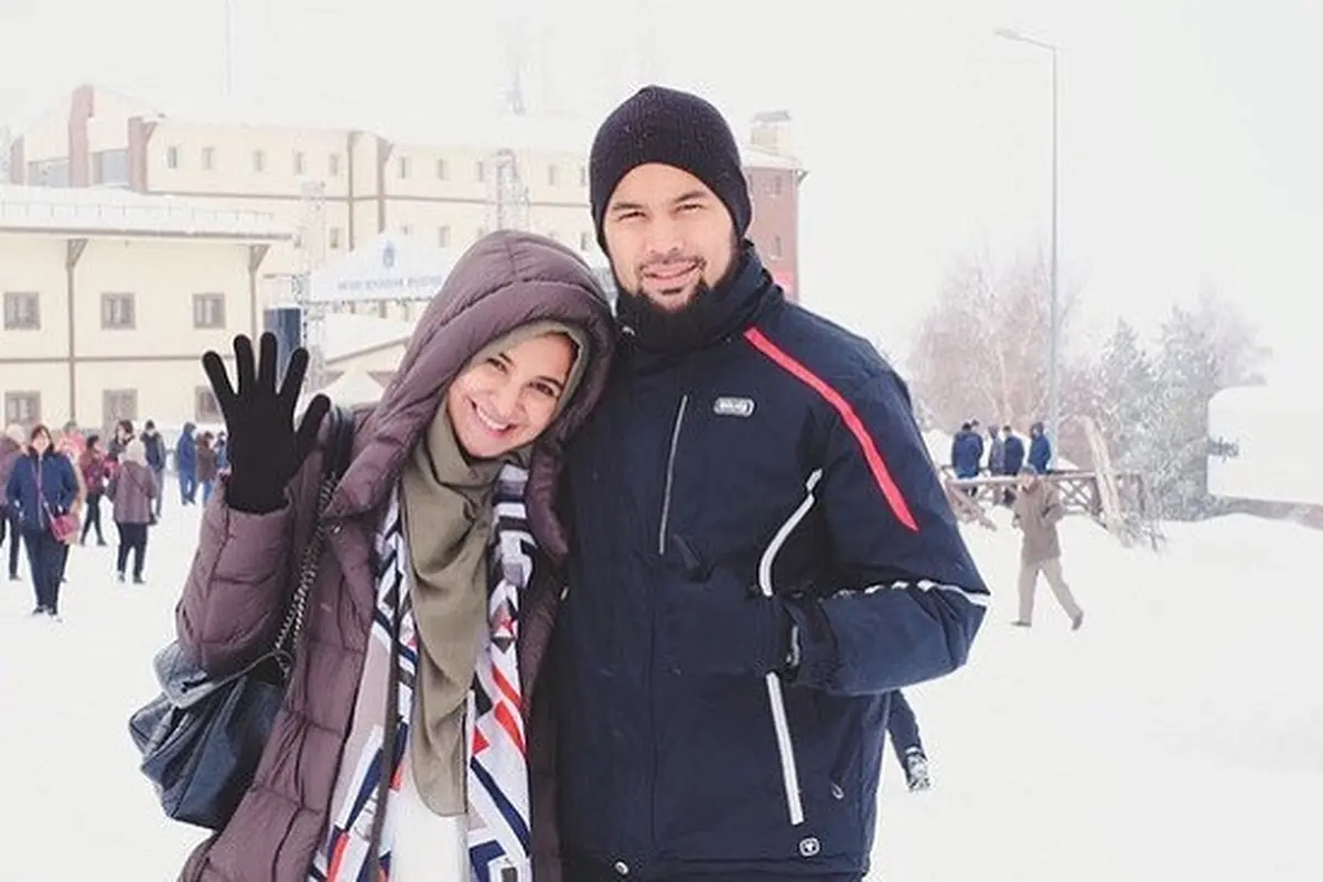 Teuku Wisnu dan Shireen Sungkar