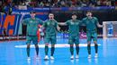Para pemain Timnas Futsal Indonesia merayakan gol ketiga timnya ke gawang Vietnam dalam laga perempat final Piala Asia Futsal 2026 di Indonesia Arena, Senayan, Jakarta, Selasa (03/02/2026). (Bola.com/Bagaskara Lazuardi)