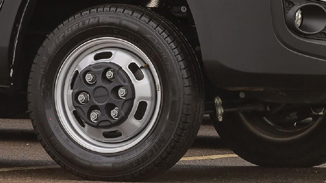 Baut di roda mobil (fleetnews.co.uk)