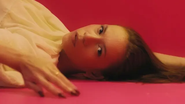 Shae kembali rilis lagu setelah enam tahun vakum