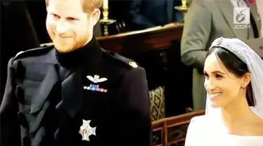 Bila diperhatikan ketika pemberkatan berlangsung, usai Pangeran Harry menyatakan kesanggupannya menikahi Meghan, sejumlah undangan yang hadir dalam ruangan Kapel St. George tertawa kecil.