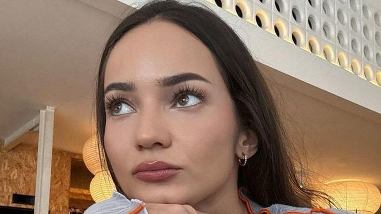 Potret Casey Paquita Adik Enzy Storia yang Baru Ultah Ke-22, Ini Kejutan Manis yang Diberikan Sang Kakak