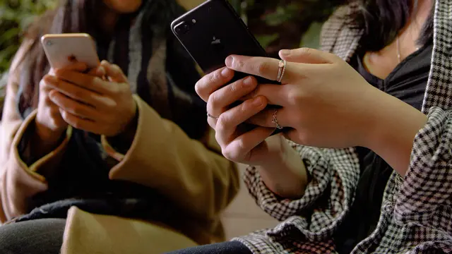 Zodiak aktif di Tinder