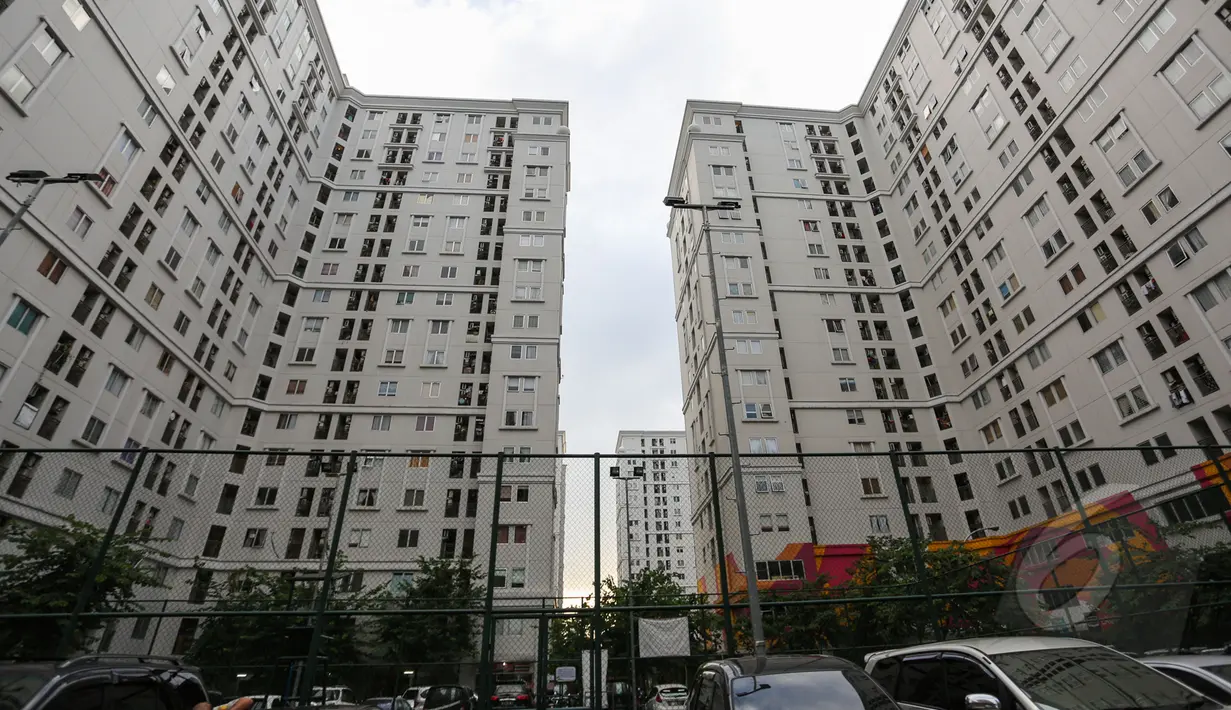 Kondisi Apartemen Kalibata City pasca-terkuaknya kasus prostitusi online di lingkungan tersebut., Jakarta, Senin (27/4/2015). Polda Metro Jaya berhasil mengungkap prostitusi online yang melibatkan anak di bawah umur. (Liputan6.com/Faizal Fanani)