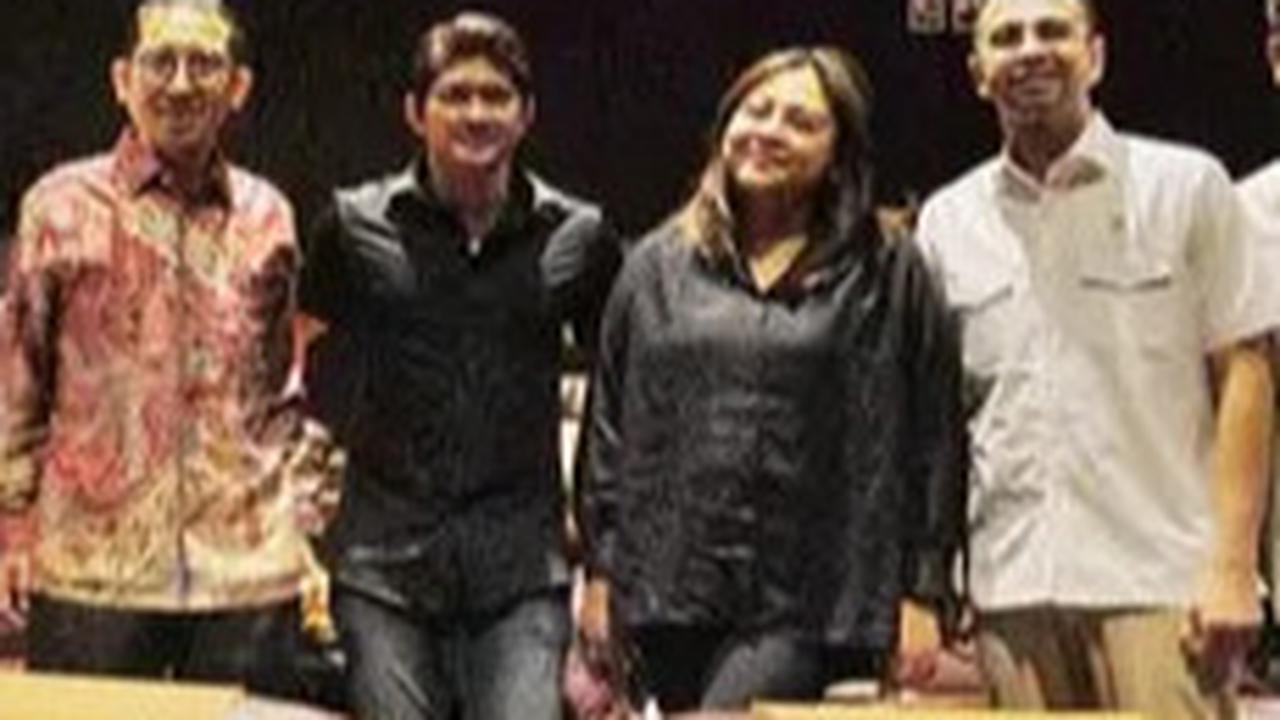 Fadli Zon dan Raffi Ahmad Nonton Film Timur Karya Iko Uwais, Akui Tema Sejarah Punya Nilai Strategis