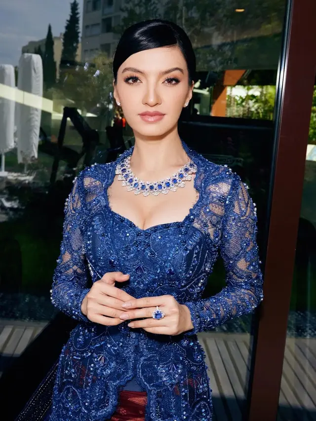 8 Ide Gaya Rambut Sanggul ala Figur Publik, dari Erina Gudono, Nikita Willy, hingga Anya Geraldine