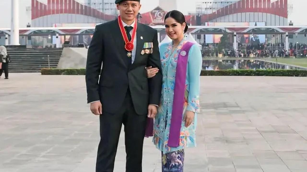 6 Potret Memukau Annisa Pohan Berkebaya di HUT TNI ke-79, Setia Dampingi Suami
