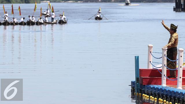 20160722-Pelapasan-100.000-ekor-Benih-Ikan-Patin-Sungai-Siak-Jusuf-Kalla-FF