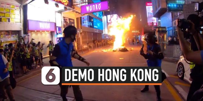 VIDEO: Demonstran Tuntut Hong Kong Tuntut Merdeka dengan Bakar Sampah
