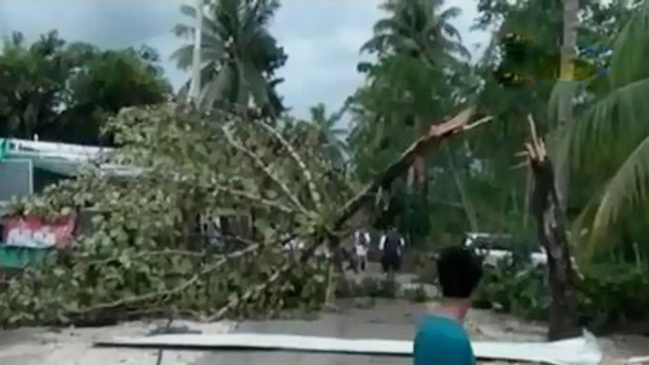 Puting Beliung Terjang Pangandaran