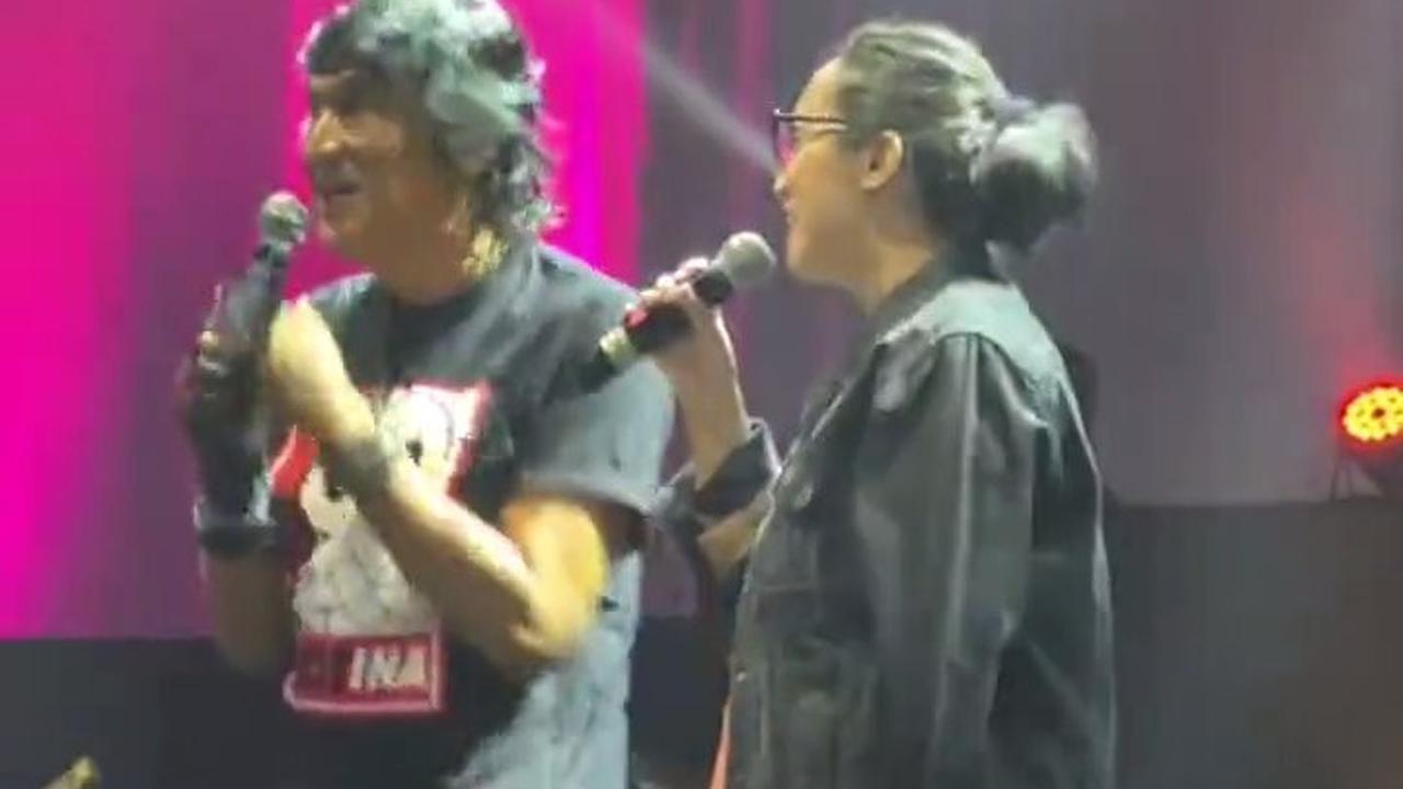 7 Potret Ikang Fawzi Manggung Setelah Kepergian Marissa Haque, Chiki Fawzi: Ayah Berusaha Professional