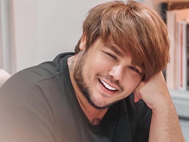 Selalu Terlihat Sendiri Ivan Gunawan Ternyata Sudah Punya Kekasih News Entertainment Fimela Com