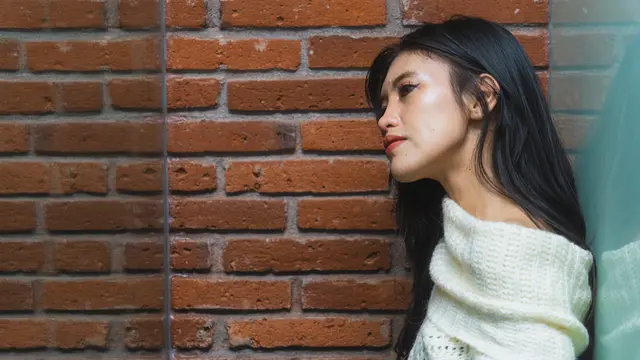 wanita februari berhenti menyukai