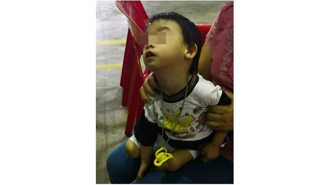 Ayah Ini Tinggalkan Sang Anak Pengidap Down Syndrome, Kisahnya Bikin Miris