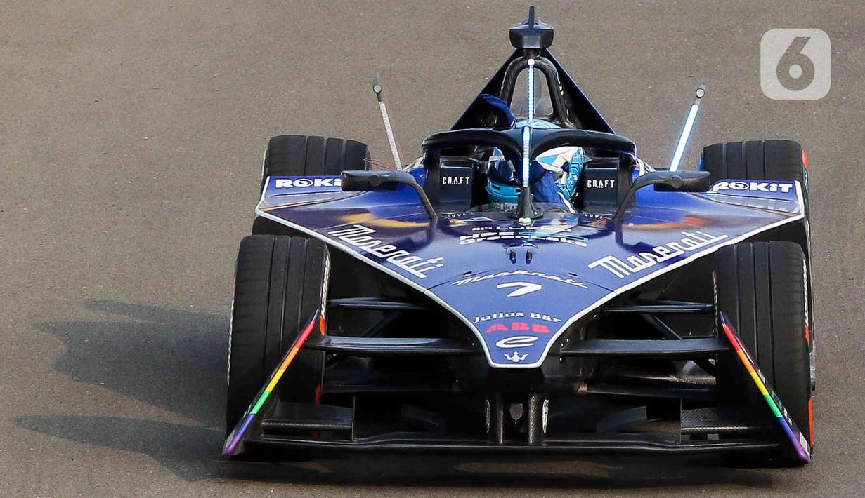 Pembalap tim Maserati MSG Racing Maximilian Gunther menjadi pemenang di ajang ini.(Liputan6.com/Herman Zakharia)