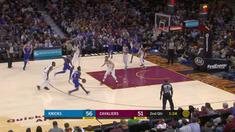 Kristaps Porzingis dan Tim Hardaway Jr bawa New York Knicks mengalahkan Cleveland Cavaliers dengan skor 114-95.