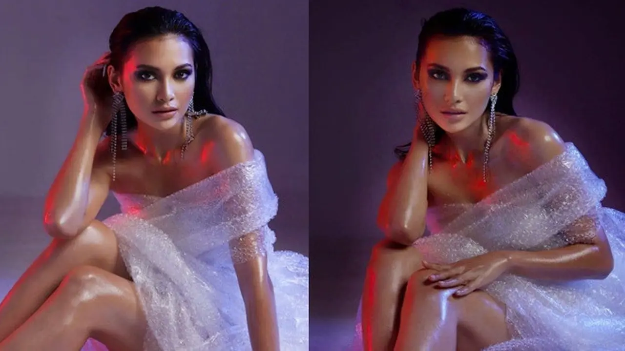 7 Pemotretan Indah Permatasari Dalam Balutan Bubble Wrap Ini Memesona