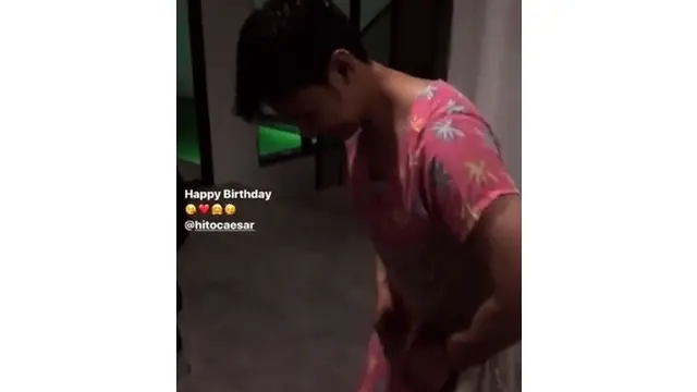 Pakai Daster, Ini 6 Momen Seru Ulang Tahun Caesar Hito ke-27
