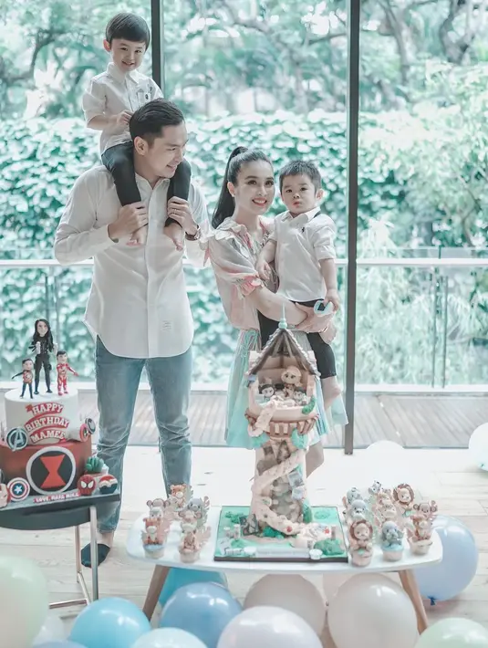 Potret Ultah Sandra Dewi (Instagram/sandradewi88)