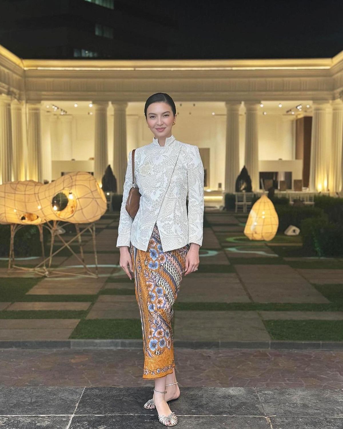 Diisukan Menikah dengan Brian Amstrong, Raline Shah Ungkap Klarifikasi demi Keluarga