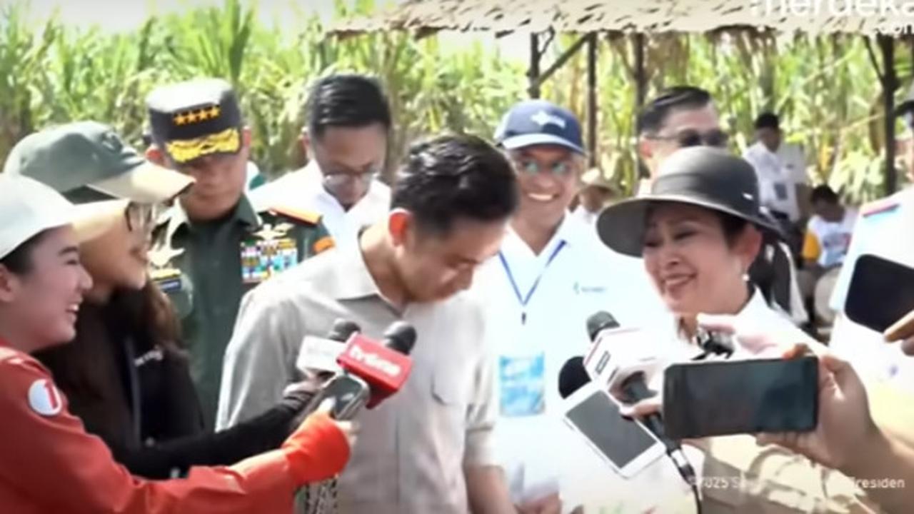 Ketika Dua Anak Presiden Kerja Bareng di Kebun Tebu