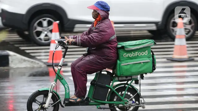 Aktivitas di Jakarta Terus Dihantui Guyuran Hujan hingga Akhir Februari