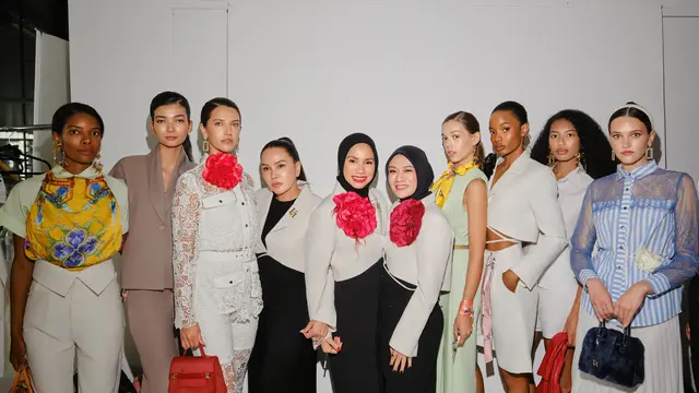 Koleksi Sroja kolabolasi dengan FIMELA di New York Fashion Week The Show Spring/Summer 2025. (Dok: Indonesia Now)