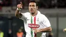 Kegembiraan strikerJuventus Fabio Quagliarella seusai menjebol gawang Catania dalam lanjutan Serie A di Angelo Massimino Stadium, 5 Desember 2010. Juve unggul 3-1. AFP PHOTO / MARCELLO PATERNOSTRO 