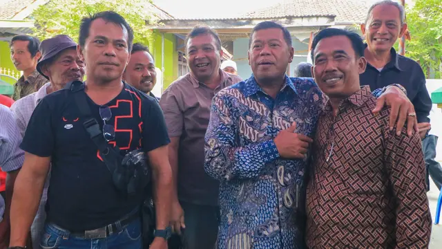 Dukungan bagi Bakal Calon Bupati (Cabup) Majalengka Eman Suherman jelang Pemilihan Bupati atau Pilbup Majalengka 2024 semakin kuat.