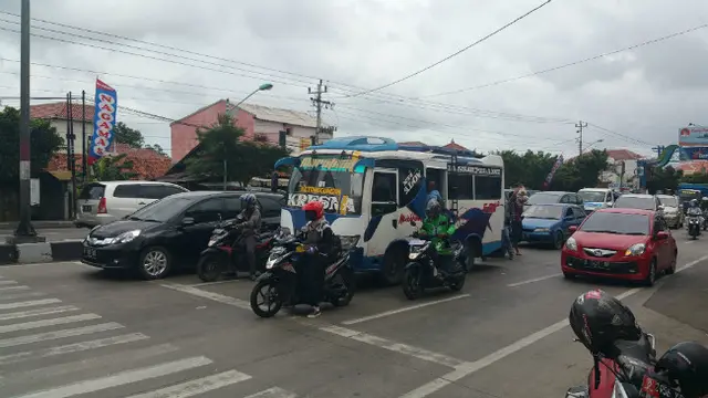 Lalu Lintas Brebes Libur Tahun Baru 2018