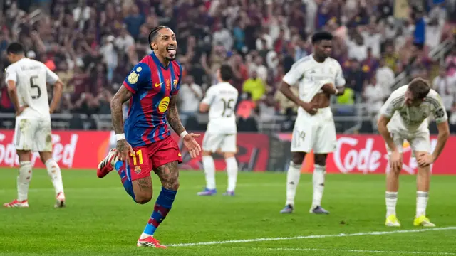 Foto: Penampilan Gemilang Raphinha Bawa Barcelona Tumbangkan Real Madrid dan Kunci Gelar Juara Piala Super Spanyol 2026