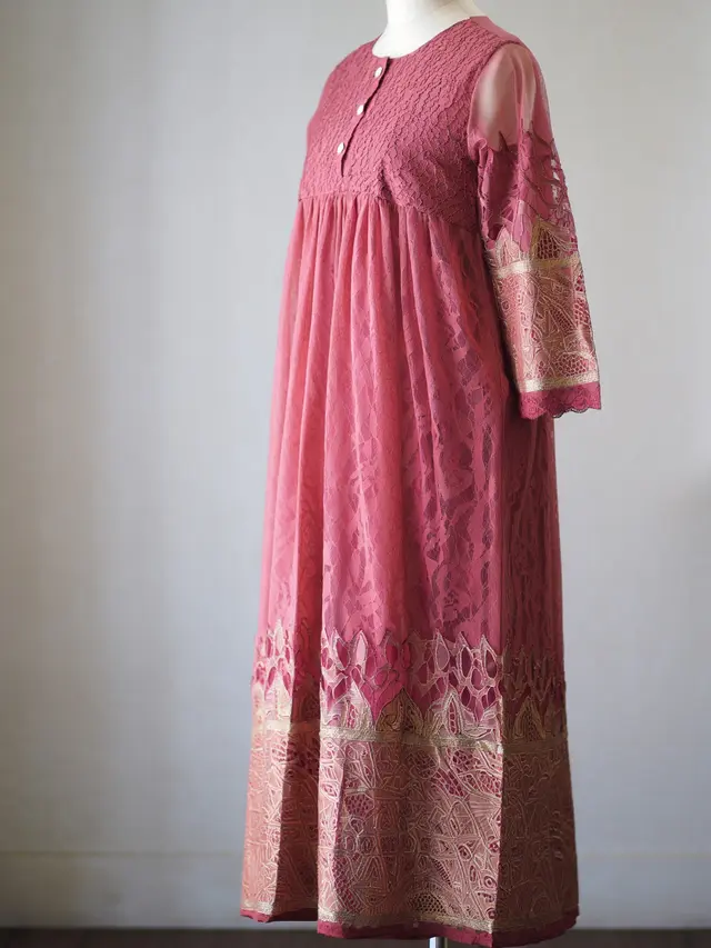 Model Dress Batik Brokat Warna Dusty Pink