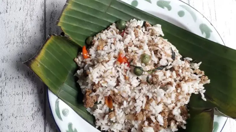 Nasi Tutug Oncom Leunca