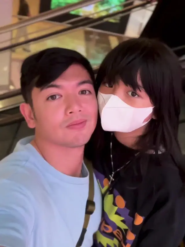 [Fimela] Nicky Tirta dan Putrinya